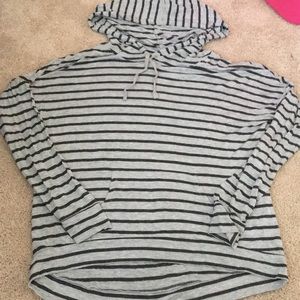 BOGO ALL ITEMS | Hooded long-sleeve T
